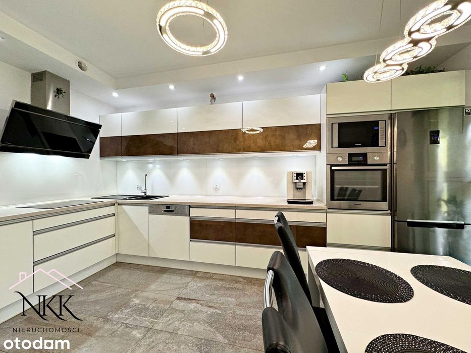 Niepowtarzalny Apartament 3-pokojowy na 1 piętrze