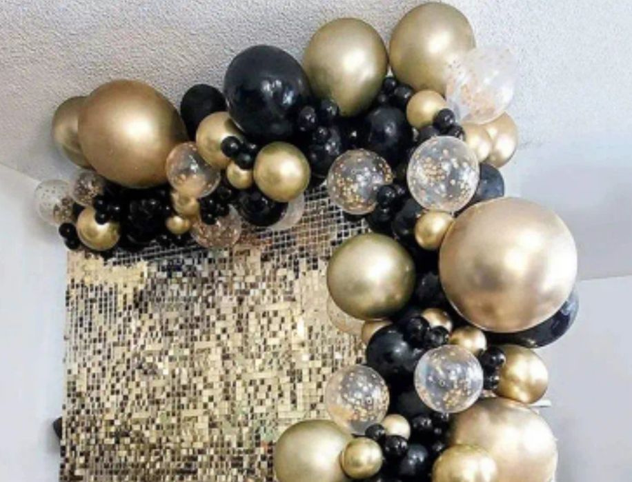 Balony 140 szt ścianka złota 18 urodziny