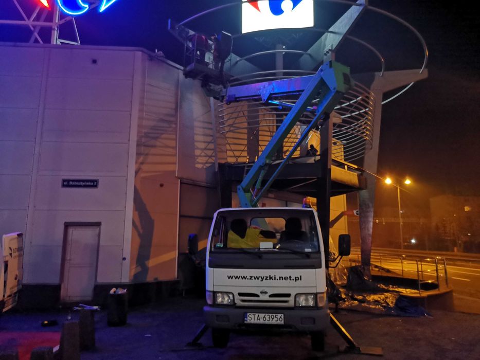 Wynajem zwyżki zwyżka Podnośnik koszowy Piekary Śl do 35m