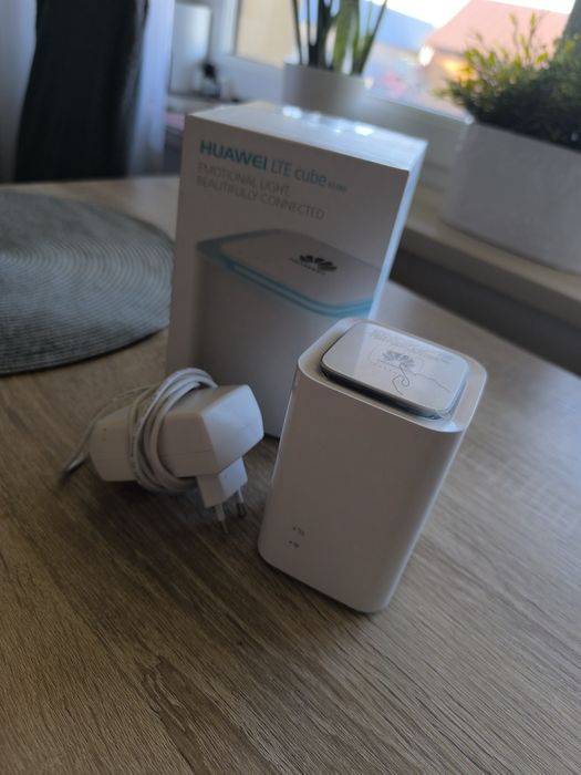 Router Huawei LTE cube E5180