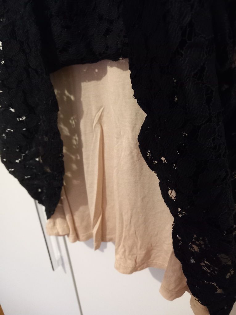 Vestido em renda preto