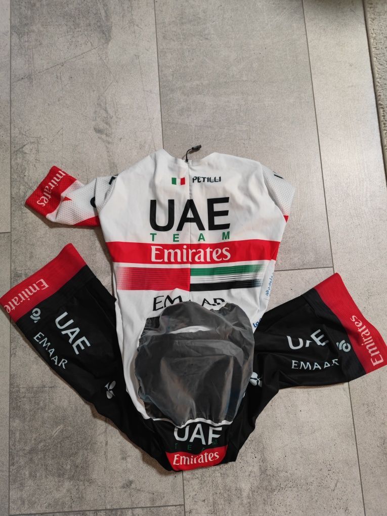 UAE strój czasowy kolarski