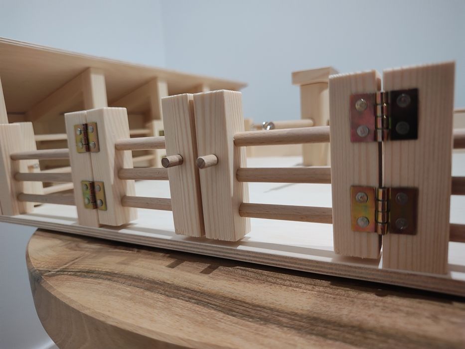 Stajnia dla koni schleich drewniana 8 boksów