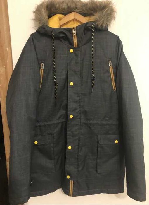 Чоловіча зимова куртка