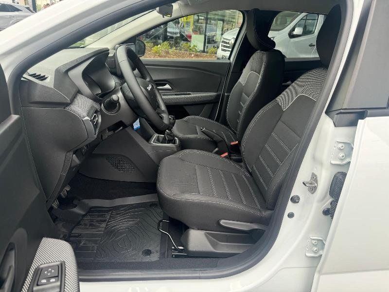 Dacia Sandero Expression ECO-G 100, 2025r.