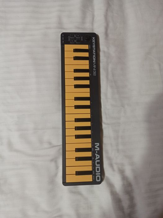 MIDI-клавиатура M-Audio Keystation Mini 32 MK3