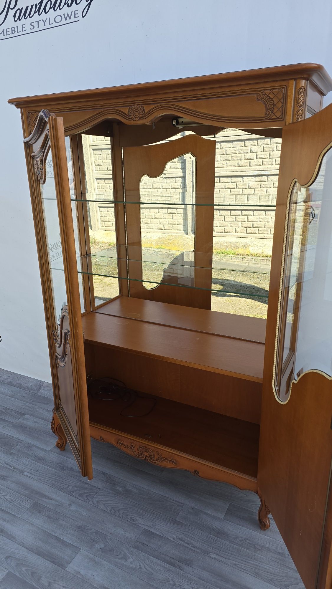 Witryna stylowa Chippendale Serwantka