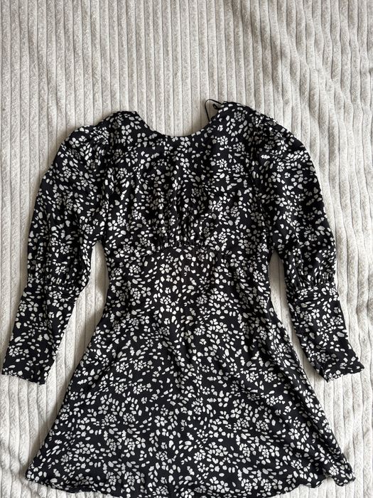 Плаття в квіточку на блискавці