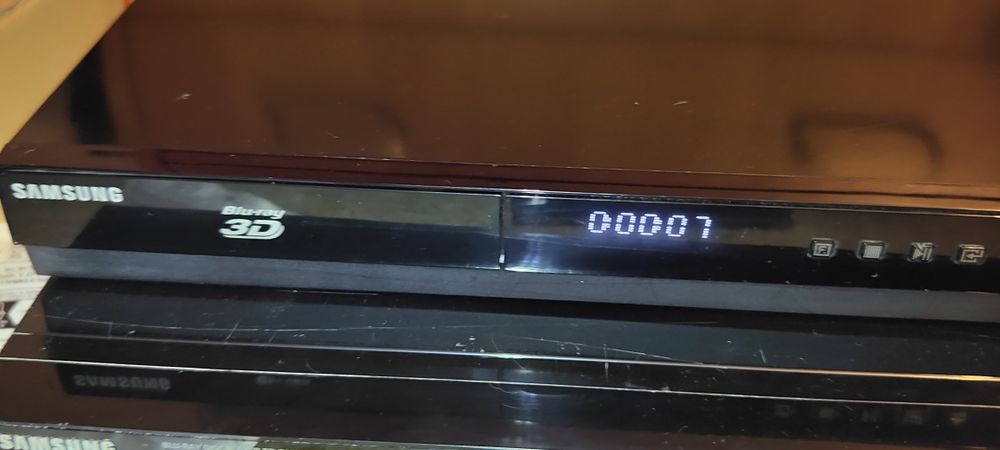 Blu-ray Samsung Ht-h4550R, amplituner