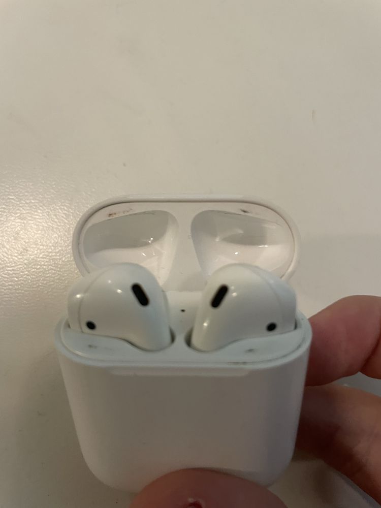 Навушники Apple AirPods A1523