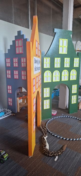 Drewniana konstrukcja ,,domek"