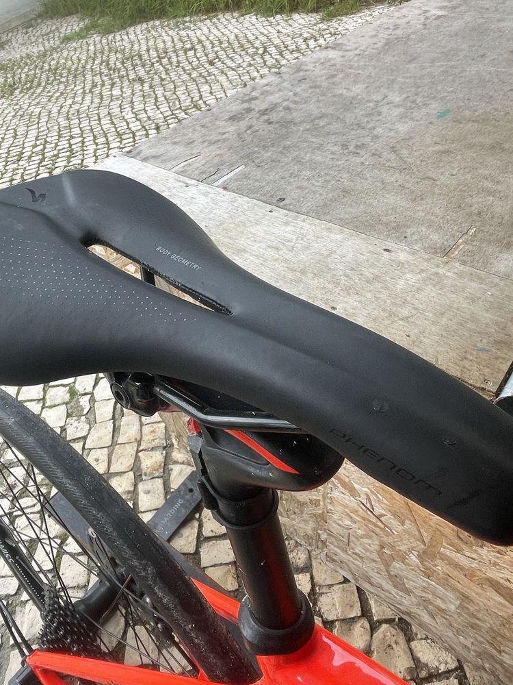 Specialezed Roubaix S (52) disc