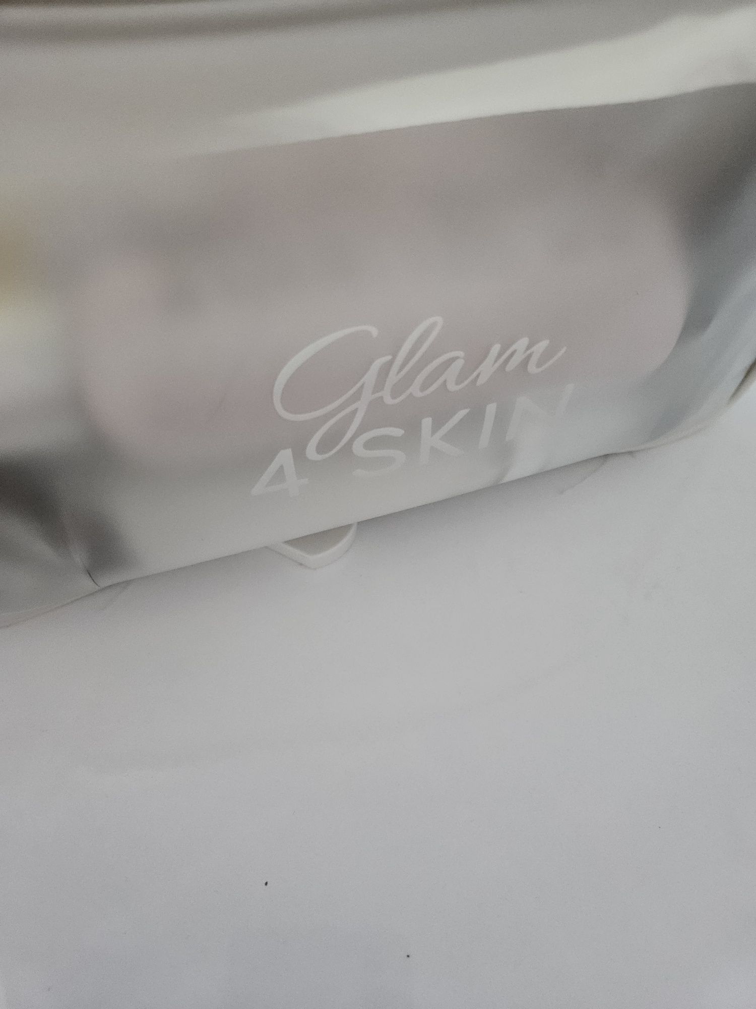 GlamSHOP/POJEMNA kosmetyczka Glam4SKIN/Edycja limitowana!!!