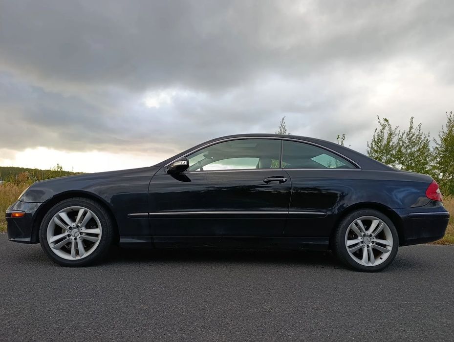 Mercedes-Benz CLK W209 350 USA w pięknym stanie