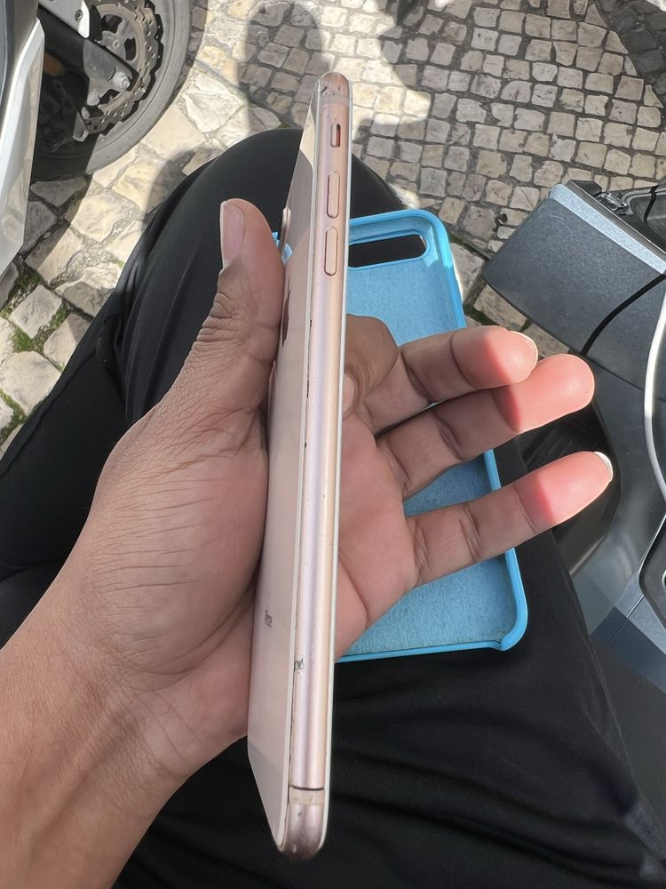 Iphone 8 plus semi novo