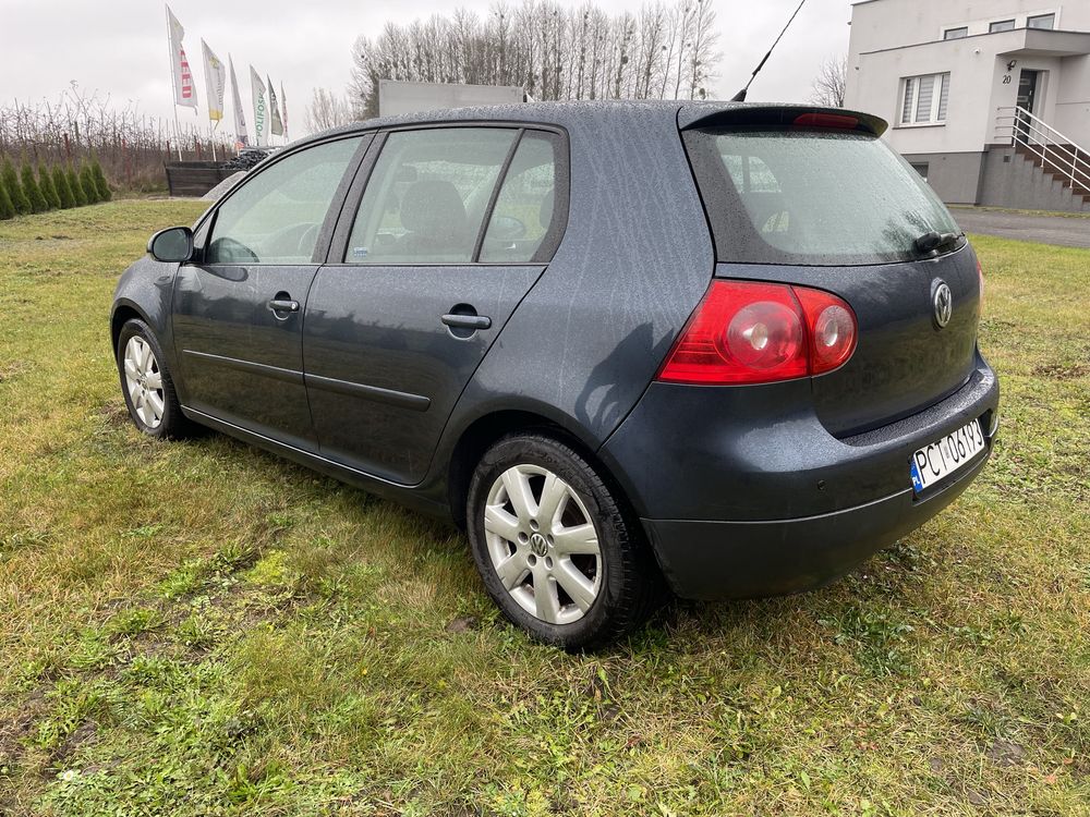 Volkswagen Golf V 2.0 BKD