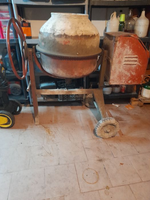 Betoneira a gasolina