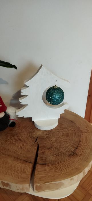 Ozdoby świąteczne z drewna robione ręcznie