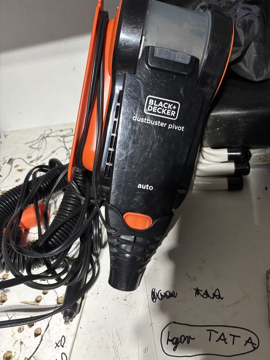 Odkurzacz samochodowy black decker dustbuster pivot