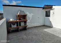 Moradia T3 + 3 com um otimo  terraço