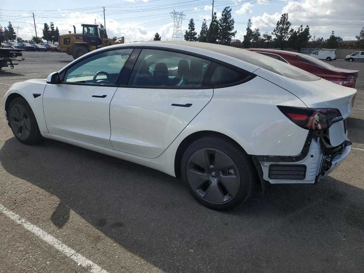 Tesla Model 3 2023 -