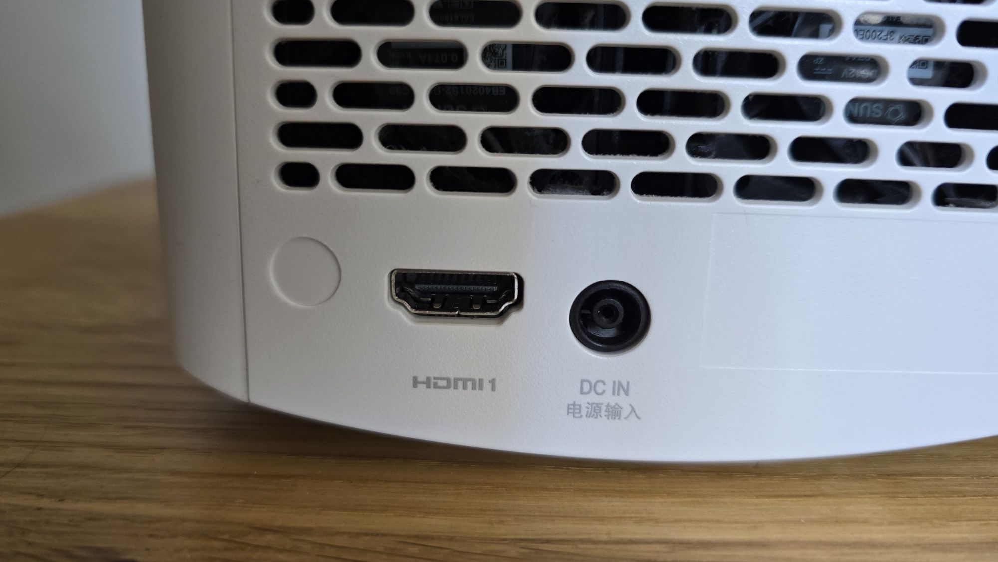 Projektor LG krótkoogniskowy HF65LS