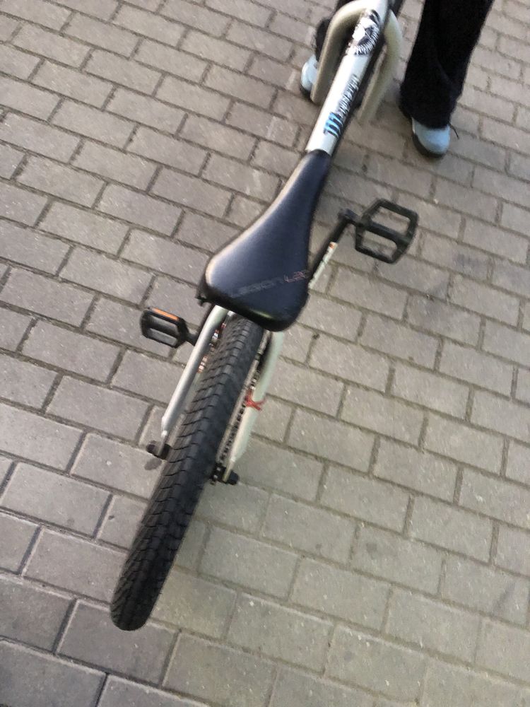 Rower BMX z hamulcami stan taki sobie