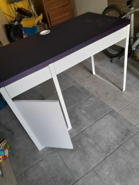 Biurko białe do pracy