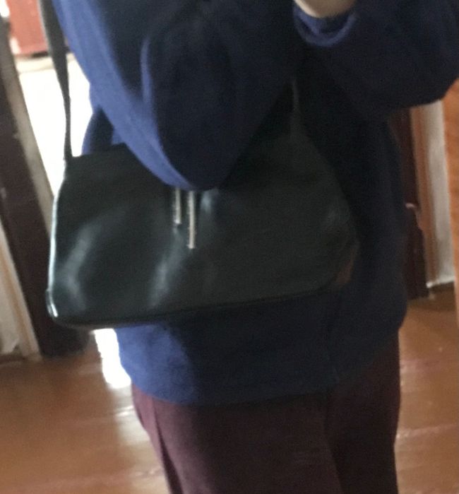 Сумка багет кожа