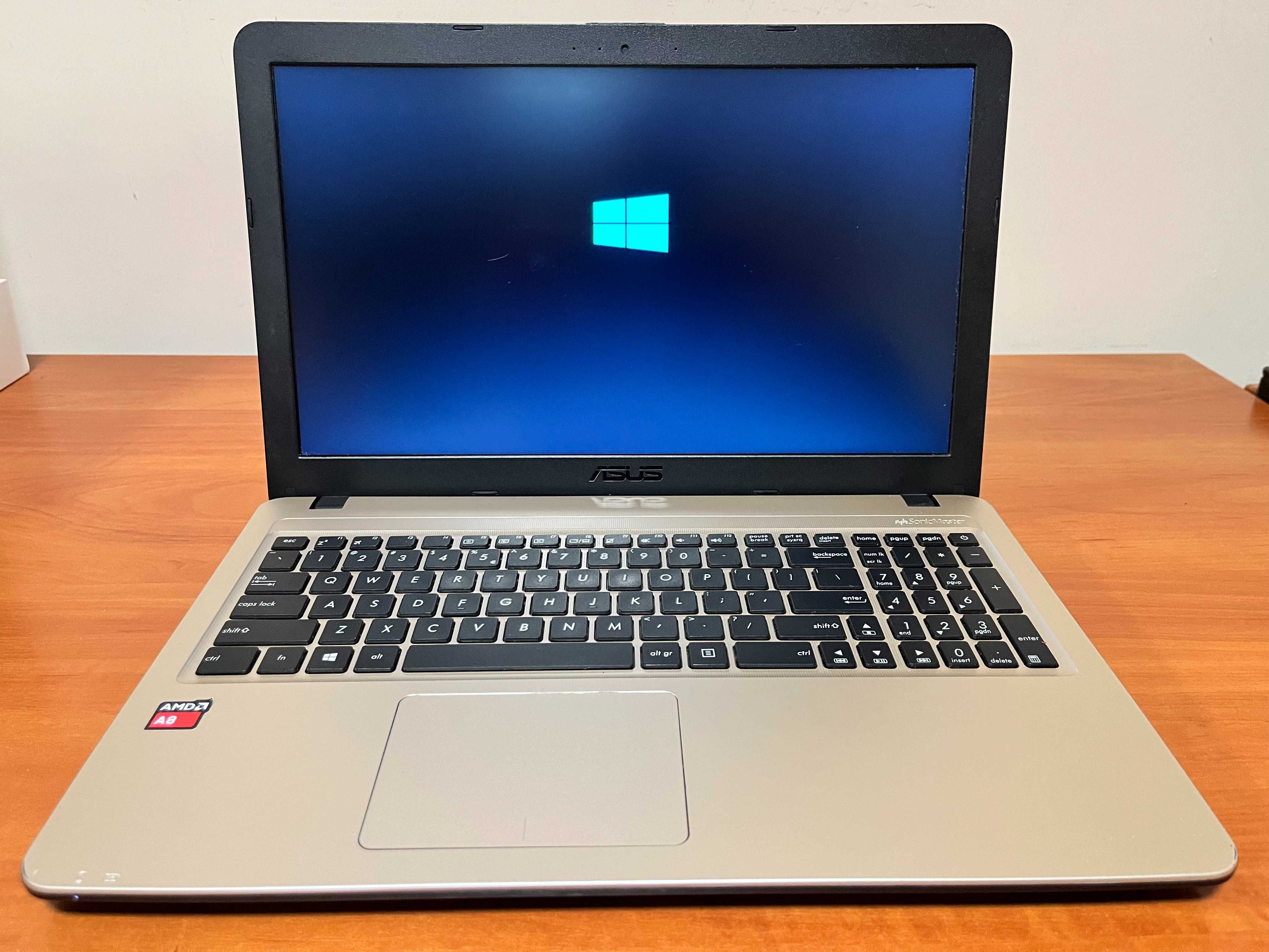 Laptop ASUS X540Y AMD A8 SSD 256GB win10