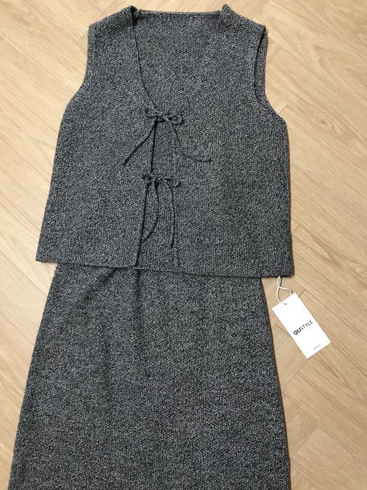 Костюм вязаний теплий безрукавка жилетка топ спідниця юбка меланжова