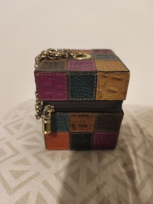 Vendo Mala  Nova para Cerimônias a!