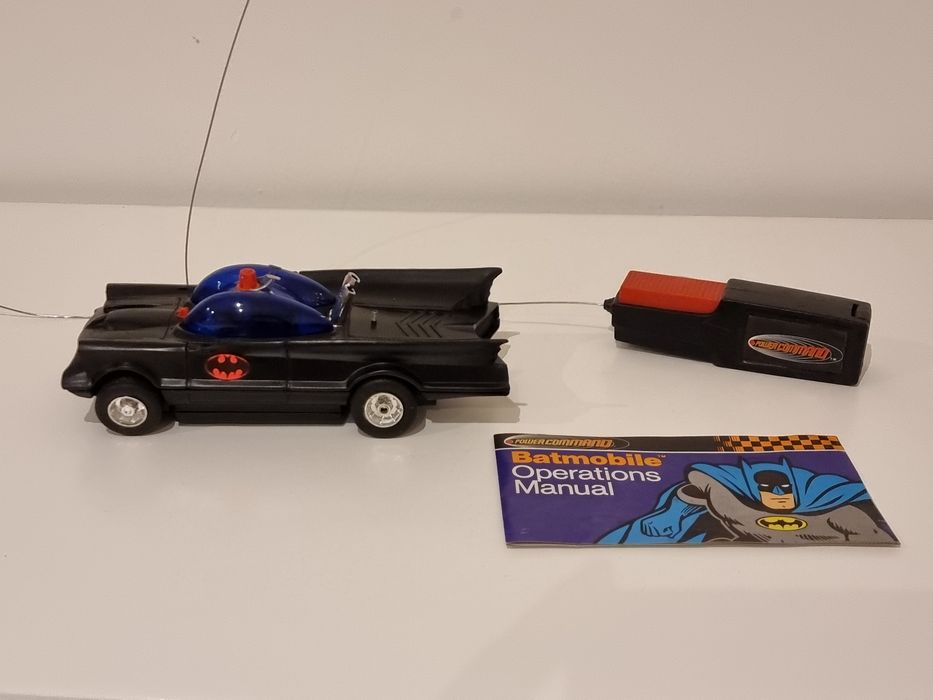 Batman Batmobile 1979 com comando