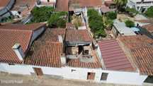 Moradia na Vila com quintal