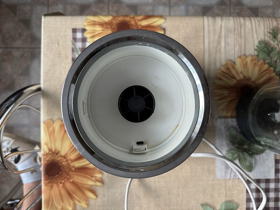 Blender kielichowy Beko 600w