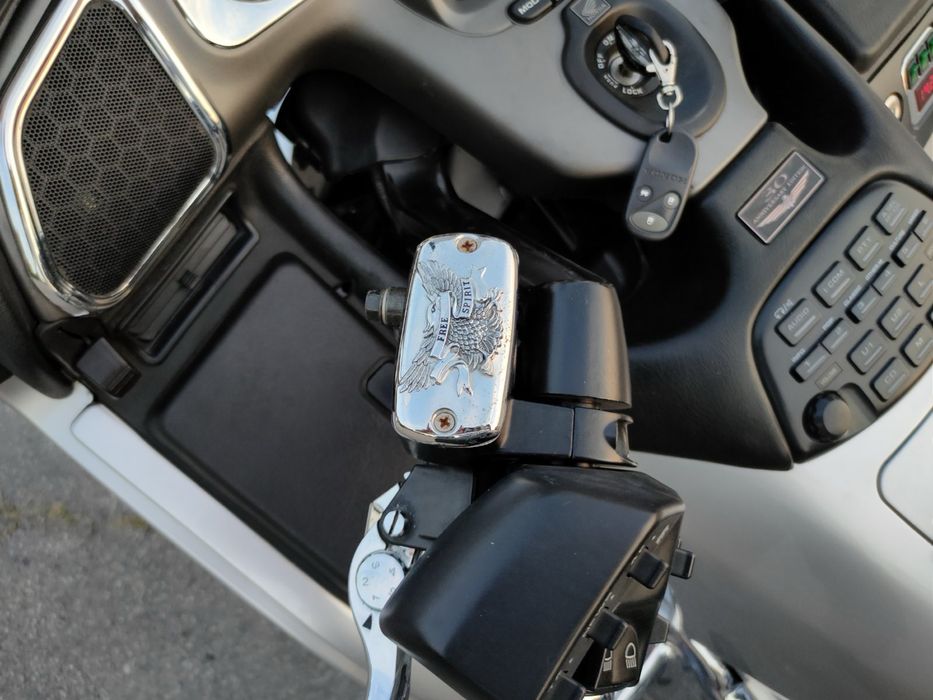 HONDA GOLD WING 1800 , 39000 родного пробега  новая резина Bridgestone