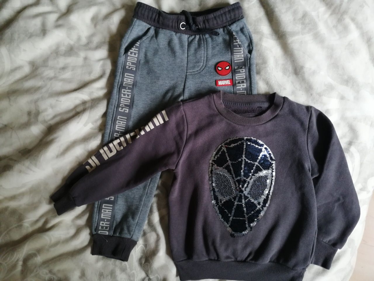 Szary Dres cool club chłopięcy spider man 104 marvel