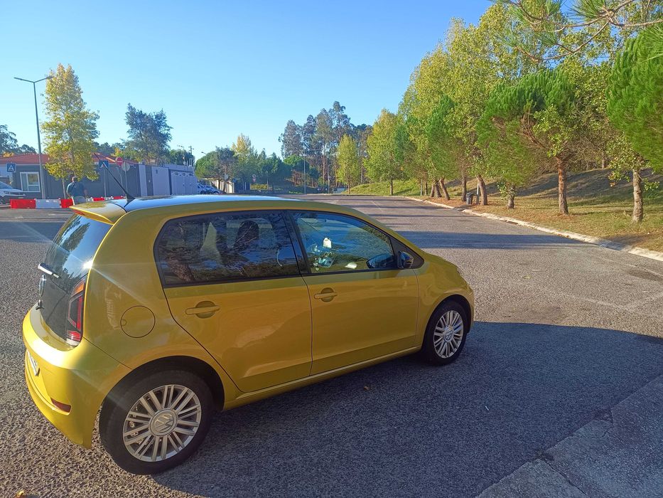 VW UP! MUITO BOM ESTADO, só 1 dono, 51.000 km, Caixa Automática