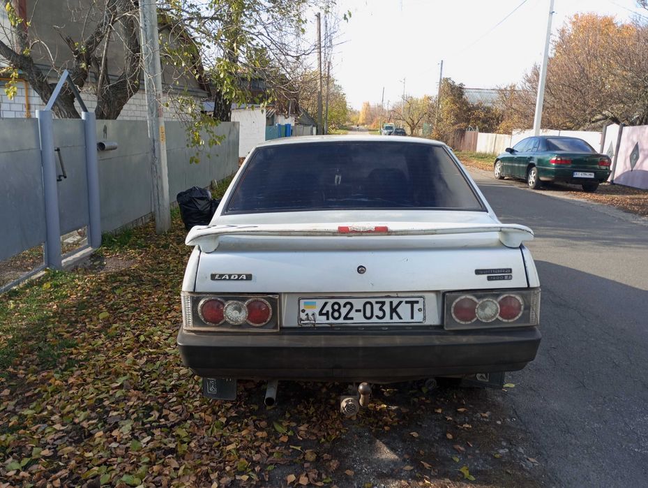 Продам машину ваз 99