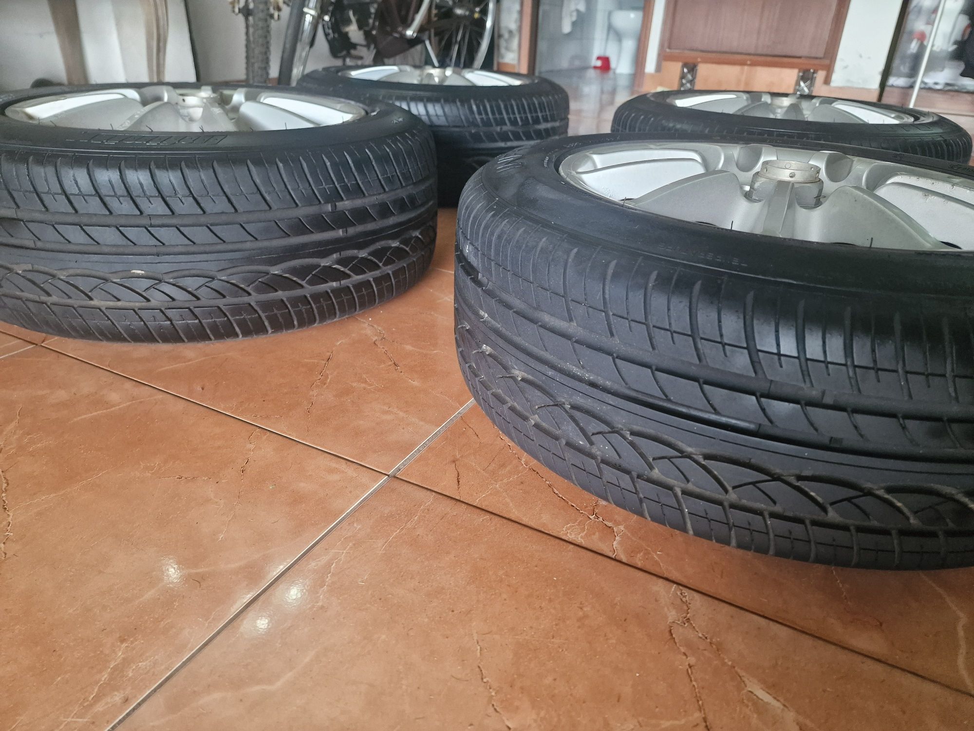 Jantes TSW 15" com pneus
