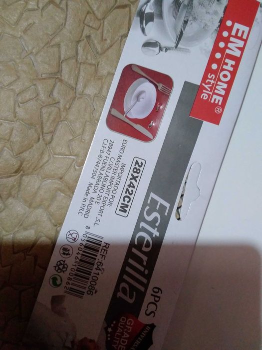 6 individuais de mesa finos