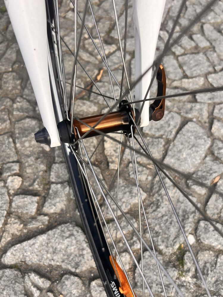 Damka merida crossway kola 28 rama M