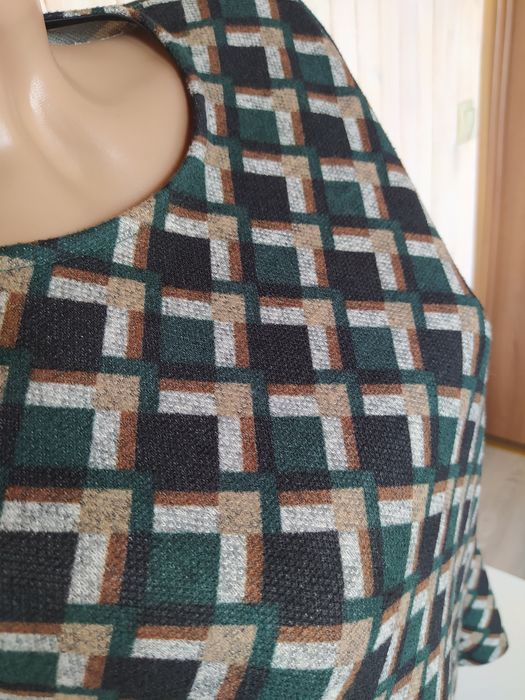 Жіноча сукня (заміри в описі)