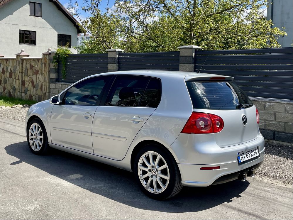 Продам Volkswagen Golf 5 1.6 MPI Газ