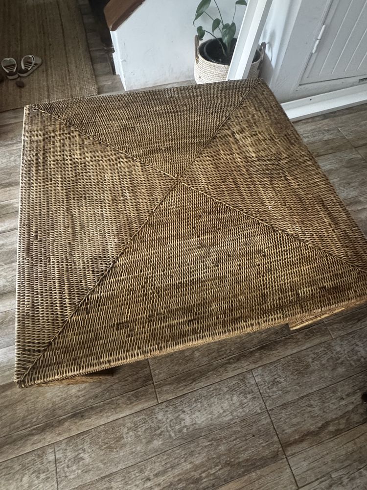 Mesa de palhinha