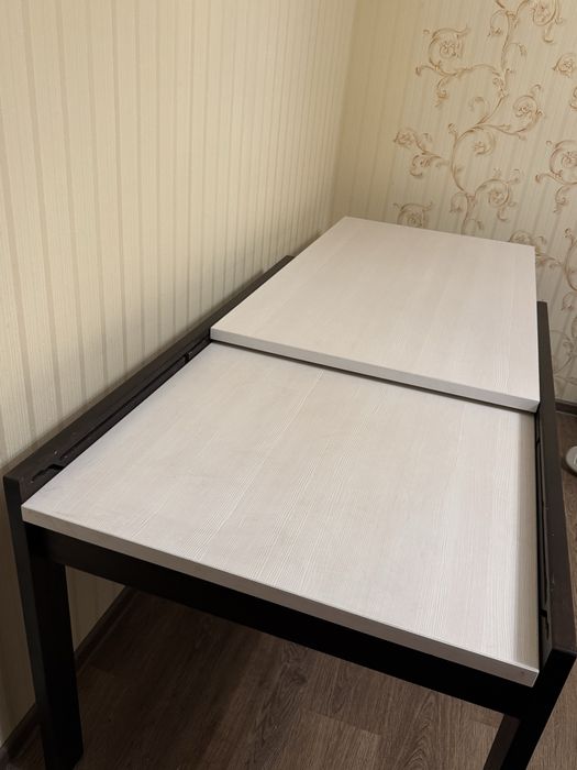 Великий розкладний стіл трансформер, для великої кількості осіб