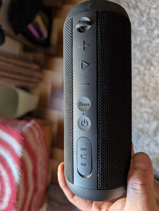 Coluna Rienok bluetooth bluetooth 5.3 semi nova