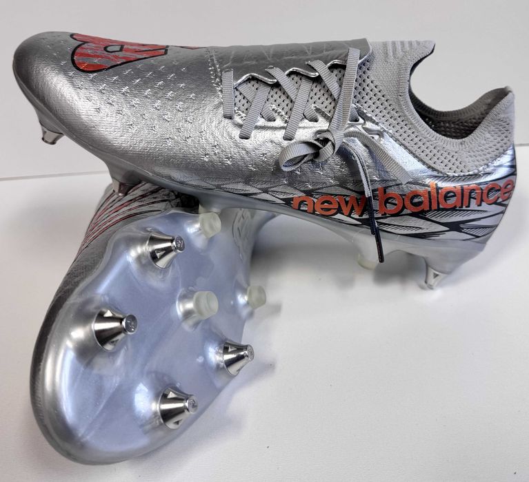 Buty wkręty piłkarskie  New Balance Furon V7 Pro SG - Srebrny