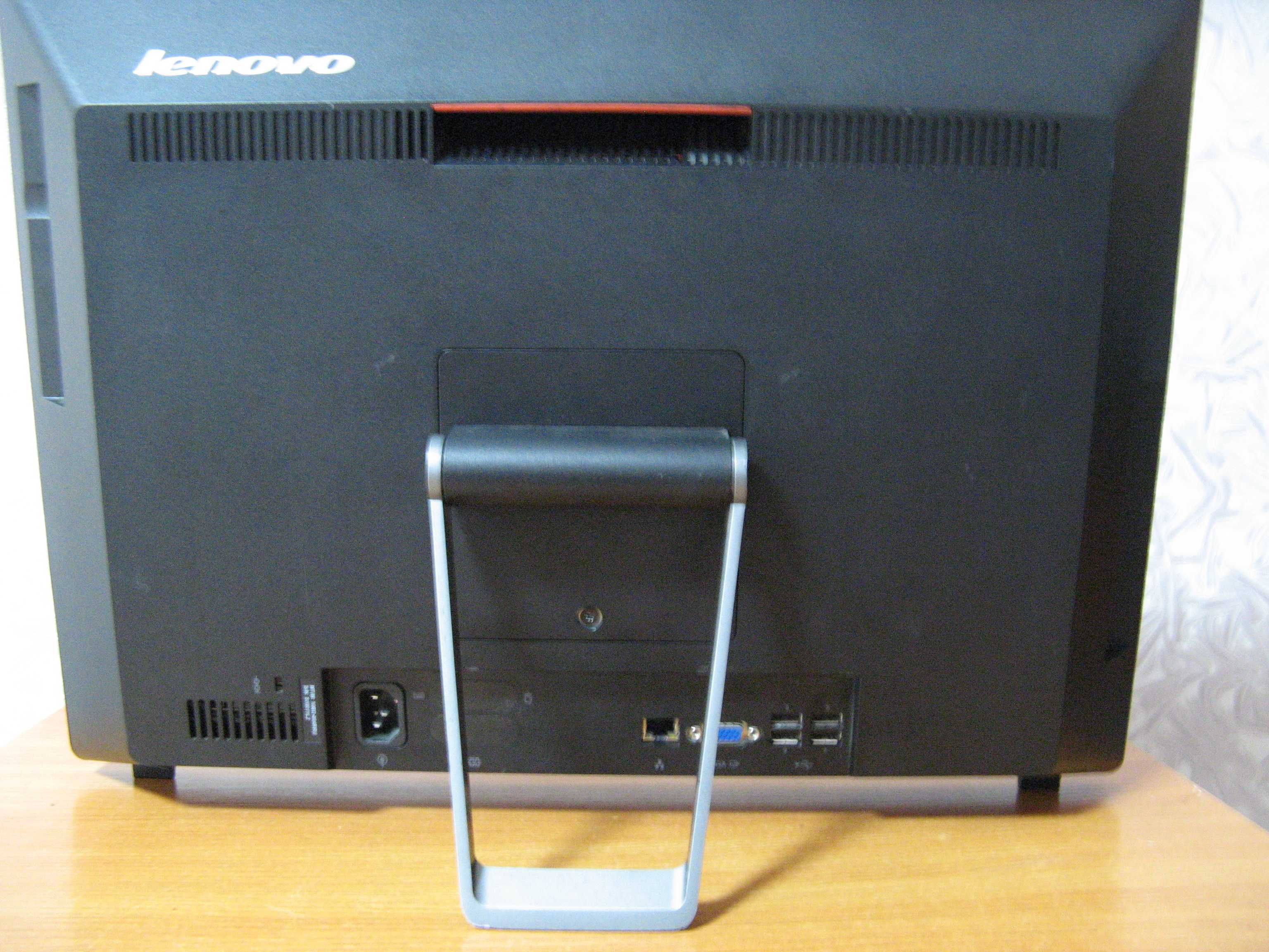 Моноблок 20'' Lenovo ThinkCentre Edge E73z