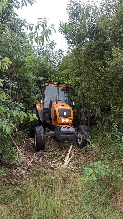 Usługi mulczerem powierzchniowym, czyszczenie działek pod inwestycje.
